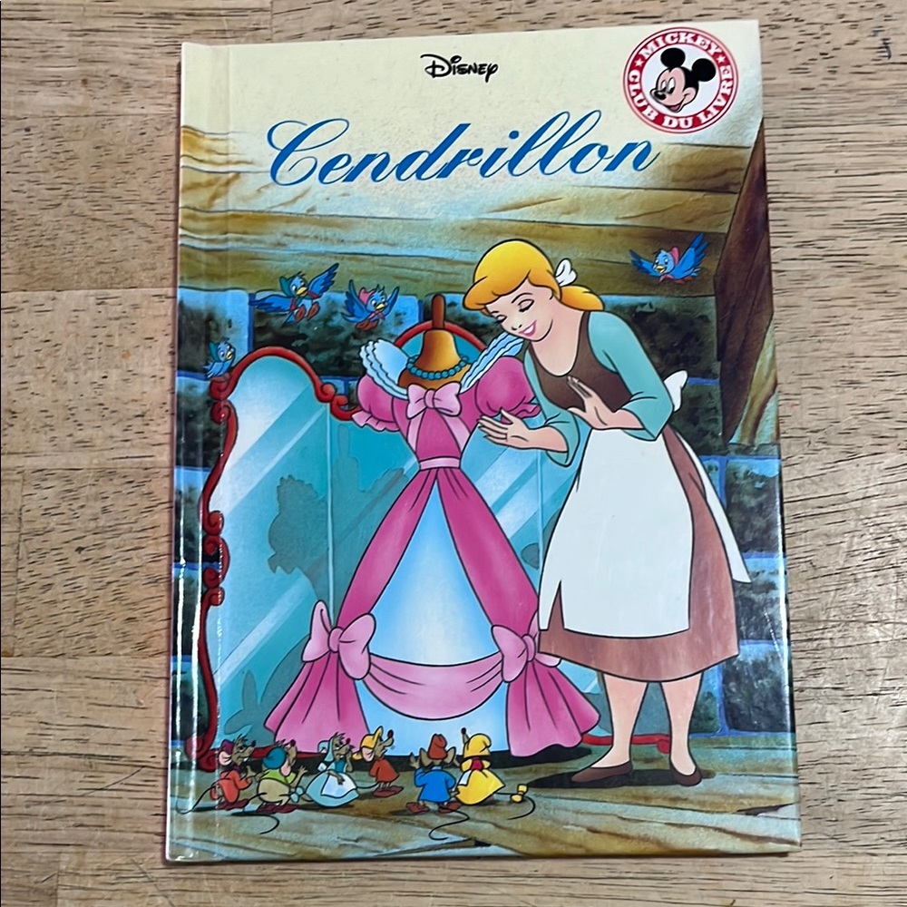Mickey Club Du Livre Cendrillon Children's French Book